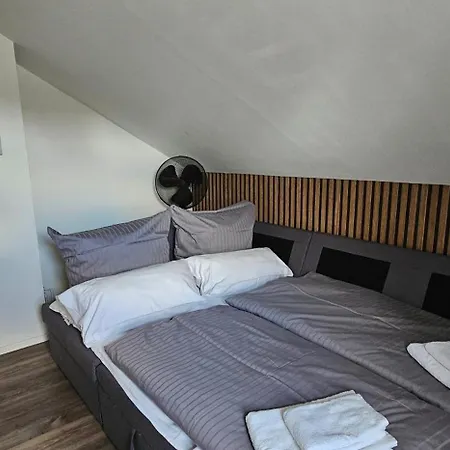 Homestay szállás Gaestehaus Orchidee Hoya